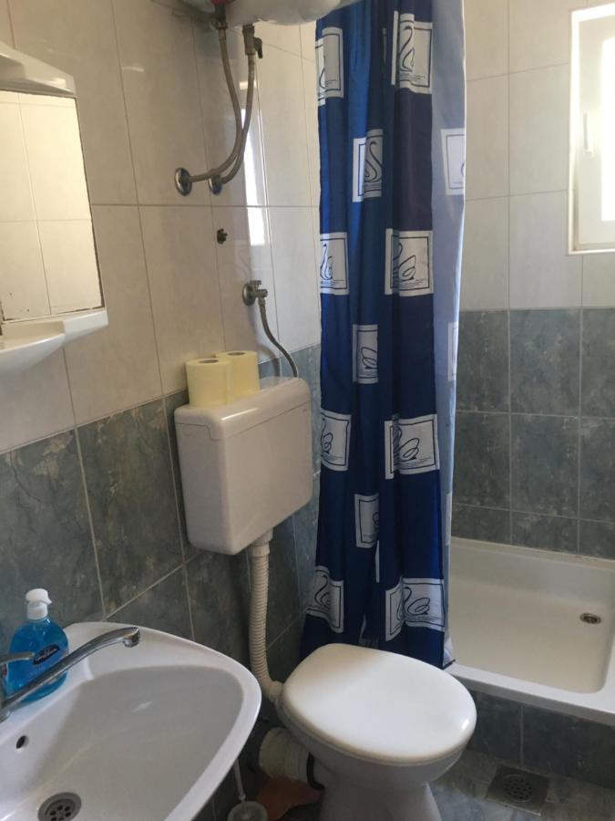 Apartmani Domenika Zuljana Exterior photo